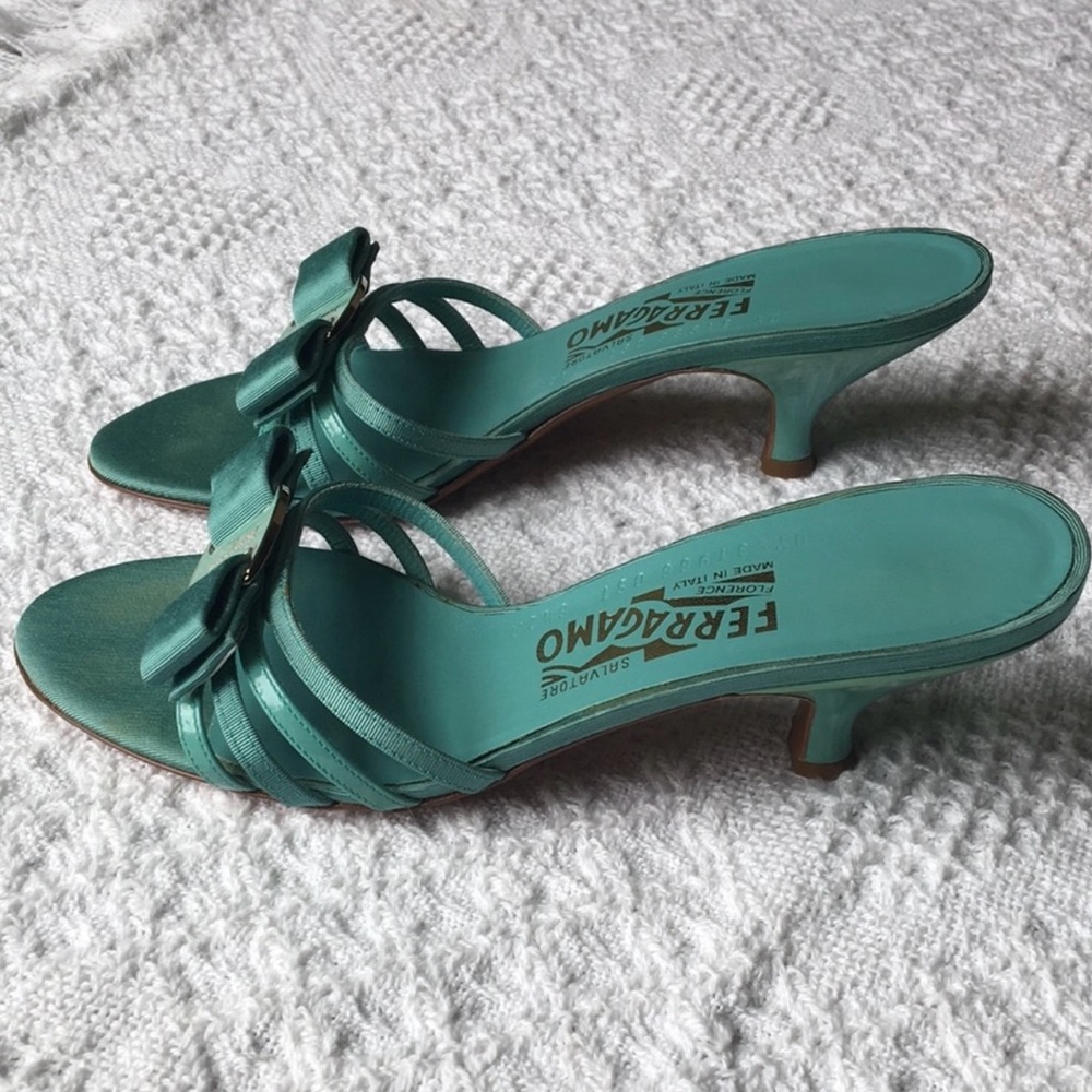 Vintage Salvatore Ferragamo Capri Turquoise Kitten Heel Sandals